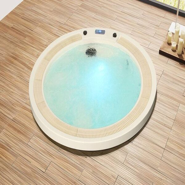 Colosseum Spa Bathtub